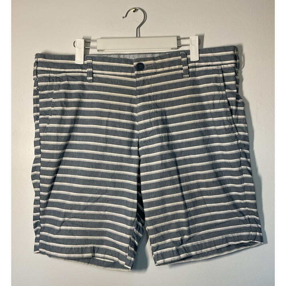 Dockers Men's Supreme Flex Ultimate Short Shorts Striped Size 36